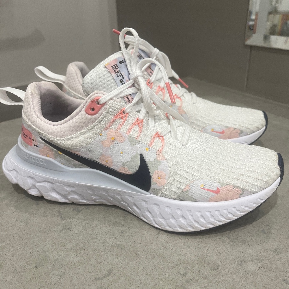 Nike React Infinity run flyknit 3